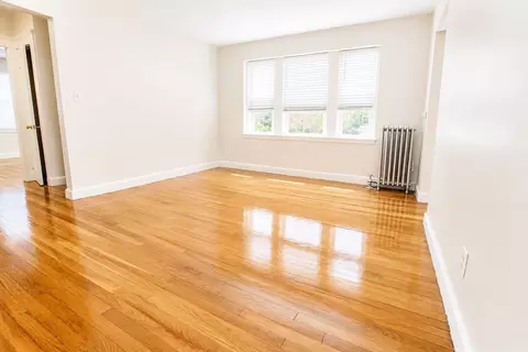 Living - 8 Walnut St #2, Everett, MA 02149 photo 5 of 7