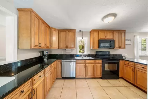 Kitchen - 302 Ames Way, Barnstable, MA 02632 photo 1 of 3