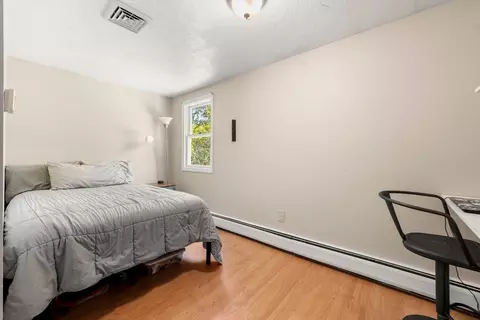 Bedroom - 302 Ames Way, Barnstable, MA 02632 photo 4 of 4