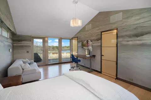 Bedroom - 18 Point Inner Way, Chilmark, MA 02535 photo 2 of 4