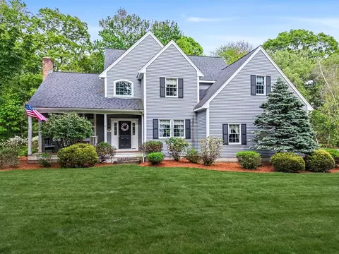8 Wild Rd, Hopkinton, MA 01748