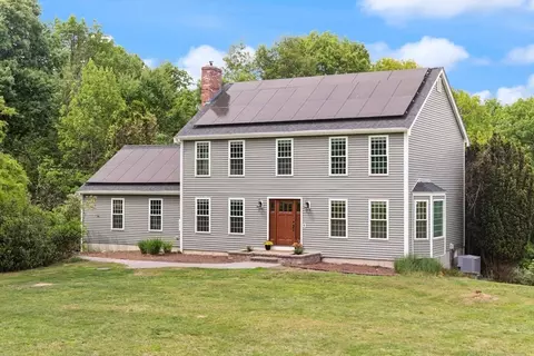 50 Farm Hill Rd, Wrentham, MA 02093
