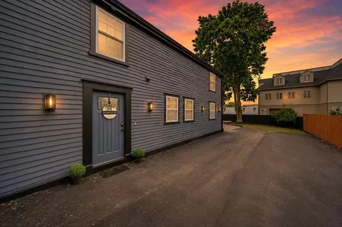 162 High St #B, Danvers, MA 01923