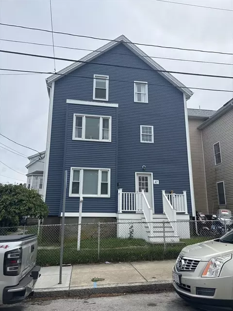 47 Summerfield St, Fall River, MA 02720 photo 2