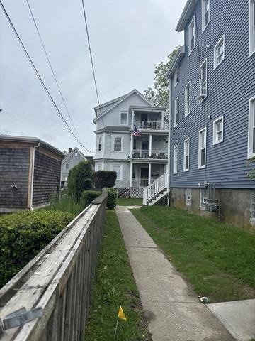51 Summerfield St, Fall River, MA 02720