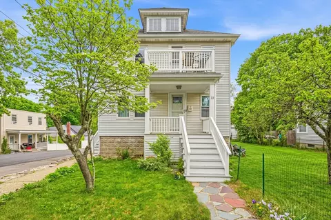 13 Wordsworth St, Randolph, MA 02368
