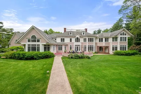 Exterior - 5 Hamlins Xing, Dover, MA 02030 photo 3 of 9