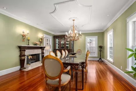 Dining - 5 Hamlins Xing, Dover, MA 02030 photo 1 of 1