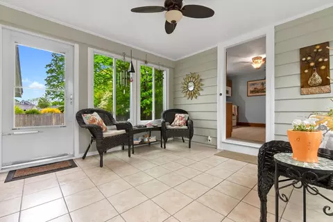 22 Burley St, Danvers, MA 01923 photo 5