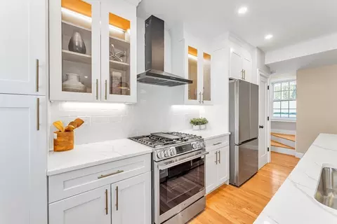 112 Armandine St #3, Dorchester, MA 02124