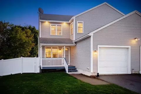 23 Yale St #23, Uxbridge, MA 01569