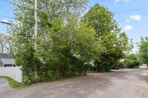 Exterior - 5 Phoenix St, Worcester, MA 01604 photo 11 of 13