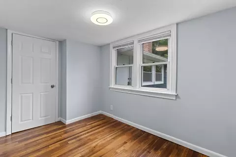 Bedroom - 5 Phoenix St, Worcester, MA 01604 photo 3 of 4