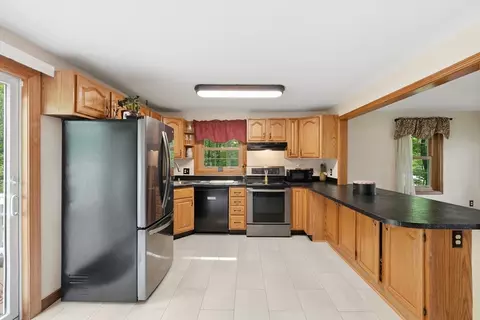 28 Camile Rd, Webster, MA 01570 photo 7