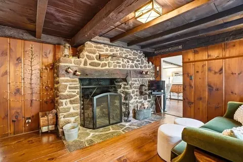 Living - 52 Elm St, Upton, MA 01568 photo 3 of 8