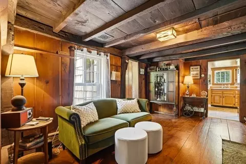 Living - 52 Elm St, Upton, MA 01568 photo 2 of 8