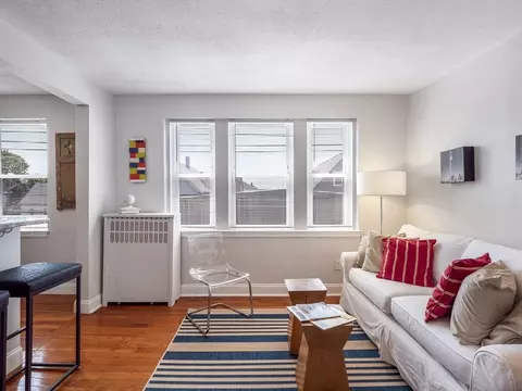 Living - 8 Walnut St #28, Everett, MA 02149 photo 3 of 5