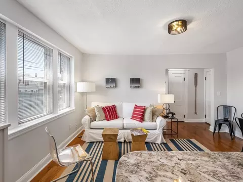 Living - 8 Walnut St #28, Everett, MA 02149 photo 1 of 5