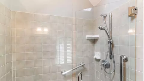 142 Baker St, Walpole, MA 02081 photo 32
