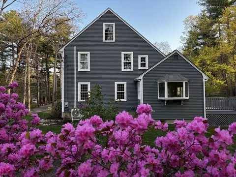 142 Baker St, Walpole, MA 02081 photo 3