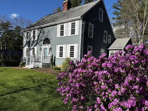 142 Baker St, Walpole, MA 02081 photo 2