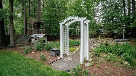 142 Baker St, Walpole, MA 02081 photo 41