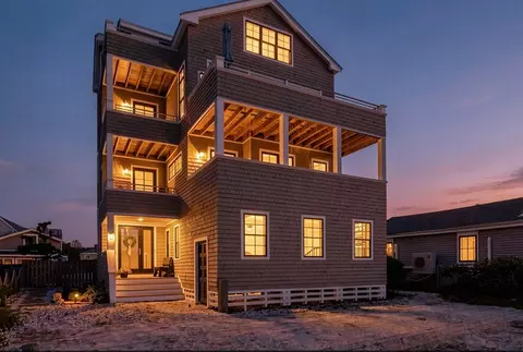 23 Northern Blvd, Newbury, MA 01951