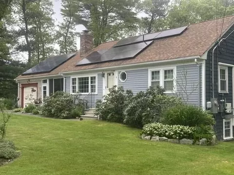 8 Brigantine Ave, Osterville, MA 02655