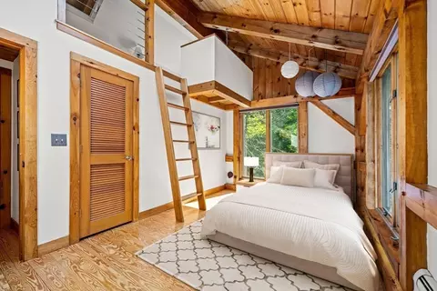 Bedroom - 3 Whitman Pl, Beverly, MA 01915 photo 3 of 6