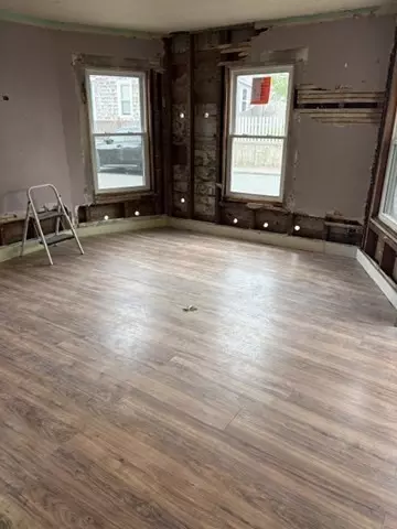 21 Harold Ave, Gloucester, MA 01930 photo 7