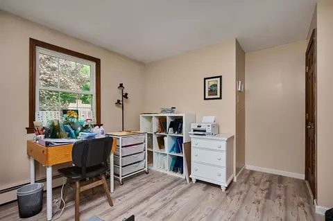 10 Robin Rd, Easthampton, MA 01027 photo 18