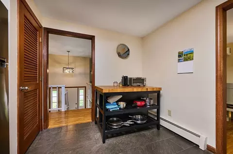 10 Robin Rd, Easthampton, MA 01027 photo 12