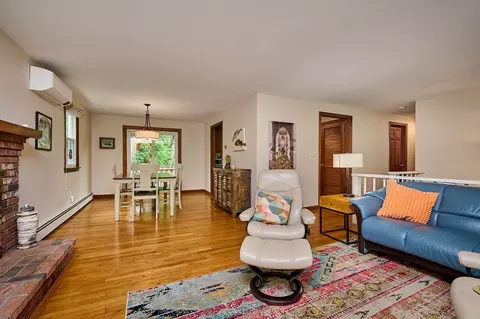 10 Robin Rd, Easthampton, MA 01027 photo 6