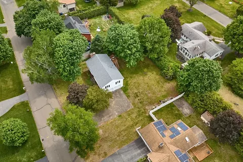 10 Robin Rd, Easthampton, MA 01027 photo 28