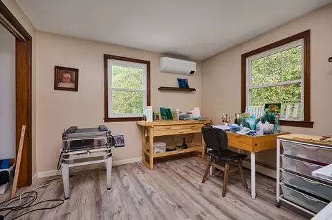 10 Robin Rd, Easthampton, MA 01027 photo 17