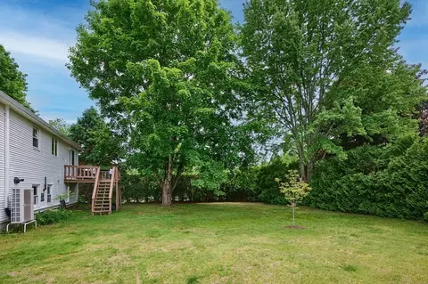 10 Robin Rd, Easthampton, MA 01027 photo 27