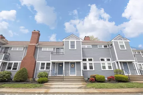 501 Auburn St #303, Whitman, MA 02382
