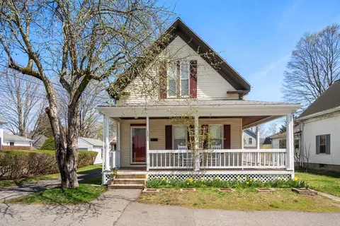 12 Western Ave, Natick, MA 01760