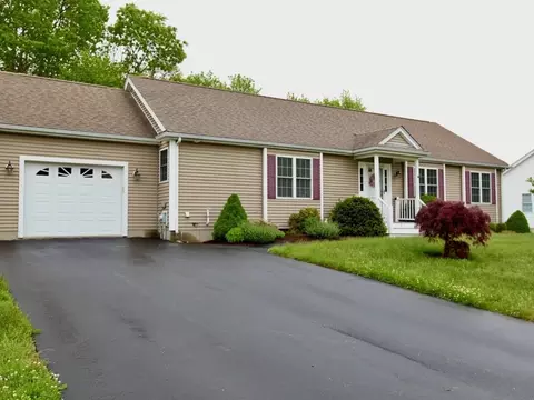 7 Rodeo Dr, East Bridgewater, MA 02333