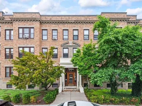 3 Crawford St #3, Cambridge, MA 02139