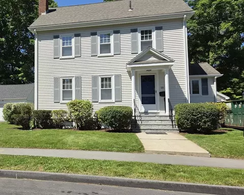 25 Waldeck Rd, Milton, MA 02186
