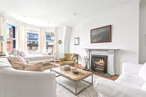 277 Beacon St #4A, Boston, MA 02116