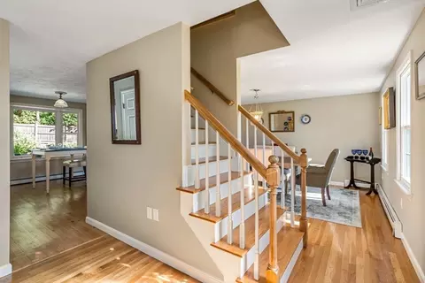 3 Jonathans Way, Upton, MA 01568 photo 3