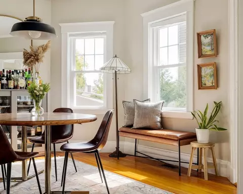 Dining - 338 Beech St, Roslindale, MA 02131 photo 3 of 5