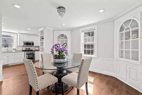 Dining - 6 Shetland Rd, Marblehead, MA 01945 photo 2 of 2