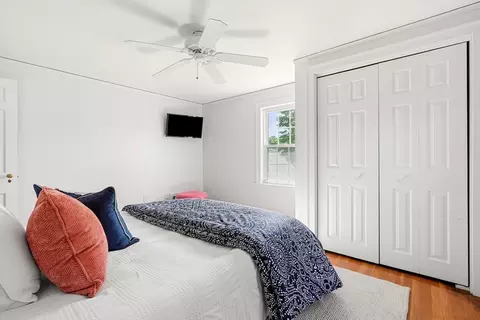 Bedroom - 6 Shetland Rd, Marblehead, MA 01945 photo 4 of 5