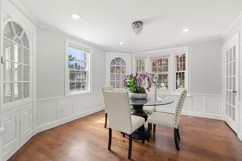 Dining - 6 Shetland Rd, Marblehead, MA 01945 photo 1 of 2
