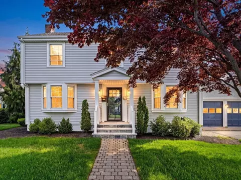 6 Shetland Rd, Marblehead, MA 01945