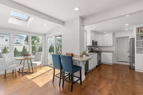 Kitchen - 6 Shetland Rd, Marblehead, MA 01945 photo 3 of 4
