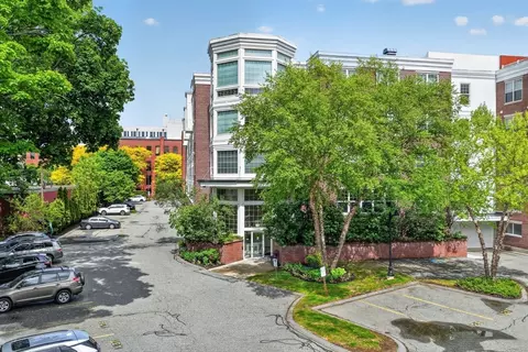 248 Albion St #315, Wakefield, MA 01880